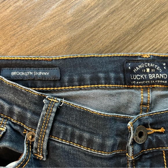 Lucky Brand “Brooklyn” Skinny jeans, 10/30 R - Picture 2 of 5